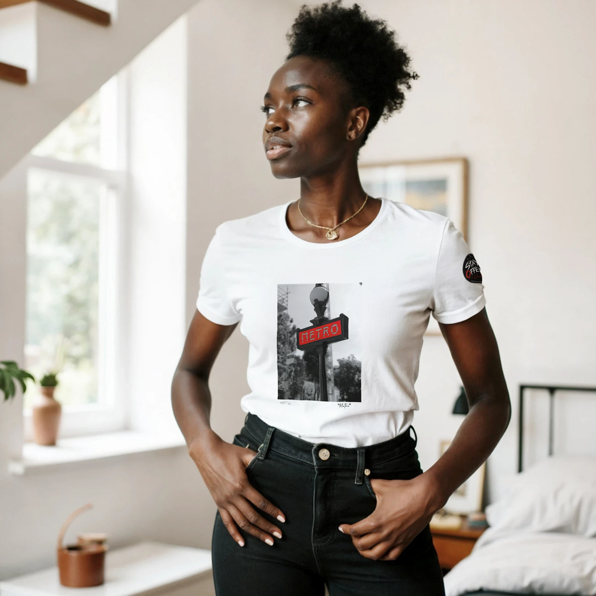 Model wearing the Metro T-shirt